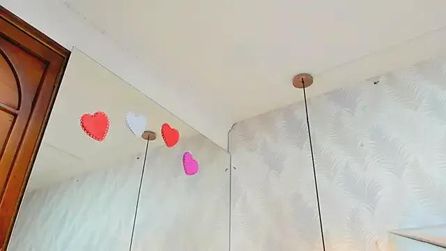 Customizable and immersive: Energize your taste buds and checkout our delicious choice of amateur cams liveshows with excited livestreamers getting their sweet physiques pounded with their beloved vibrating toys.