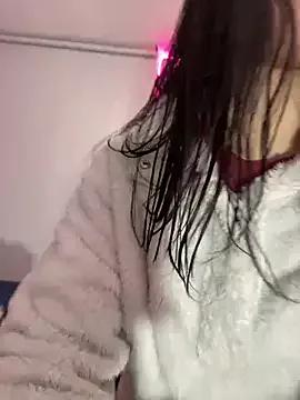 lauuraww from StripChat