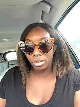 LaylaAriana from StripChat is Freechat