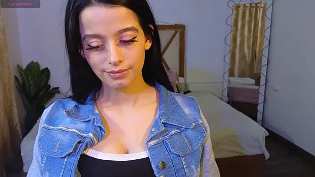 Customizable and immersive: Energize your taste buds and checkout our delicious choice of amateur cams liveshows with excited livestreamers getting their sweet physiques pounded with their beloved vibrating toys.