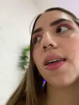 leda_swan from StripChat is Freechat
