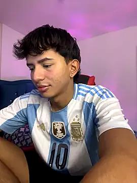 Customizable and immersive: Energize your taste buds and checkout our delicious choice of amateur cams liveshows with excited livestreamers getting their sweet physiques pounded with their beloved vibrating toys.