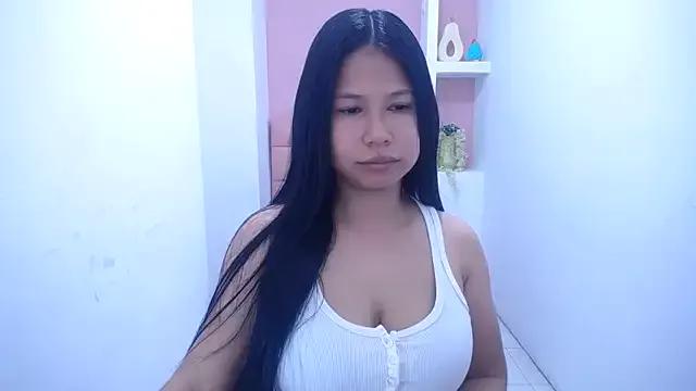 Letty_Plugxo from StripChat