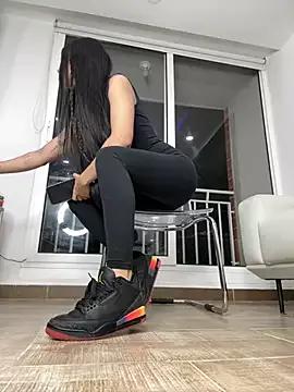 Customizable and immersive: Energize your taste buds and checkout our delicious choice of amateur cams liveshows with excited livestreamers getting their sweet physiques pounded with their beloved vibrating toys.