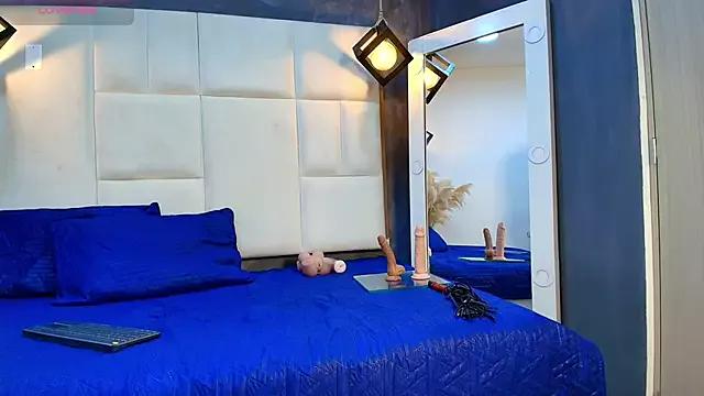 Customizable and immersive: Energize your taste buds and checkout our delicious choice of amateur cams liveshows with excited livestreamers getting their sweet physiques pounded with their beloved vibrating toys.