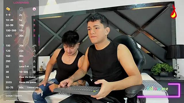 Customizable and immersive: Energize your taste buds and checkout our delicious choice of amateur cams liveshows with excited livestreamers getting their sweet physiques pounded with their beloved vibrating toys.