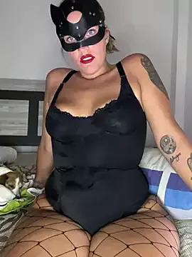 liaStorm from StripChat is Freechat
