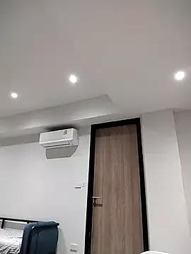 Lil_t_tattoo21 from StripChat is Freechat