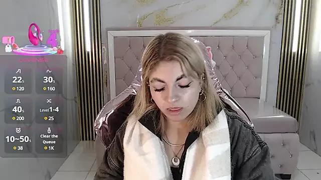 Customizable and immersive: Energize your taste buds and checkout our delicious choice of amateur cams liveshows with excited livestreamers getting their sweet physiques pounded with their beloved vibrating toys.