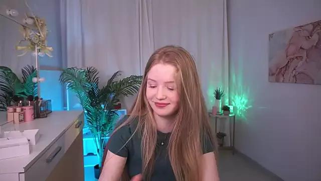 LilianHoward from StripChat is Freechat