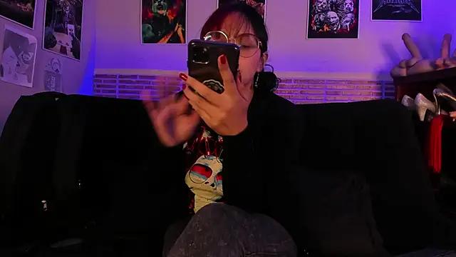 Customizable and immersive: Energize your taste buds and checkout our delicious choice of amateur cams liveshows with excited livestreamers getting their sweet physiques pounded with their beloved vibrating toys.