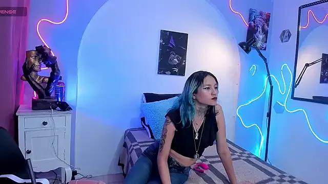 Customizable and immersive: Energize your taste buds and checkout our delicious choice of amateur cams liveshows with excited livestreamers getting their sweet physiques pounded with their beloved vibrating toys.