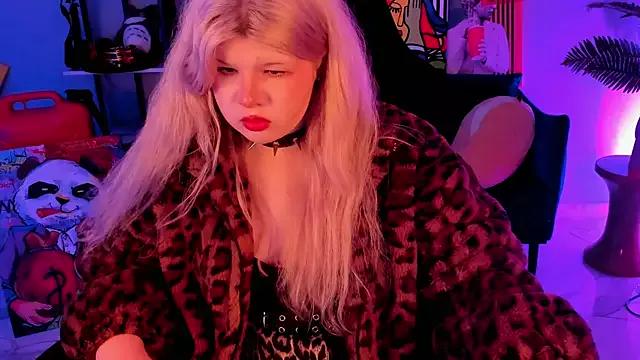LilithNelson from StripChat is Freechat
