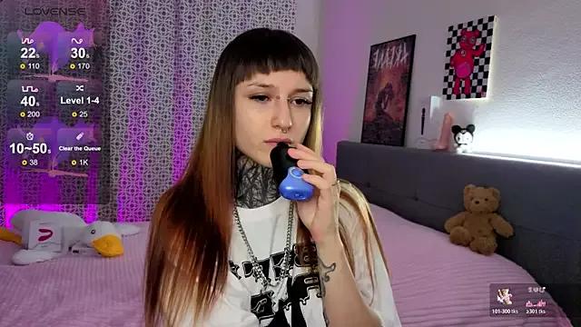 Customizable and immersive: Energize your taste buds and checkout our delicious choice of amateur cams liveshows with excited livestreamers getting their sweet physiques pounded with their beloved vibrating toys.