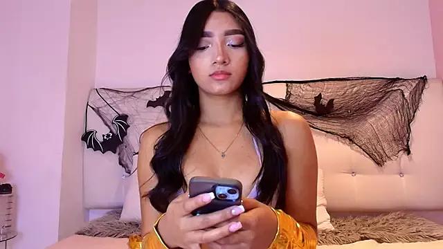 Customizable and immersive: Energize your taste buds and checkout our delicious choice of amateur cams liveshows with excited livestreamers getting their sweet physiques pounded with their beloved vibrating toys.