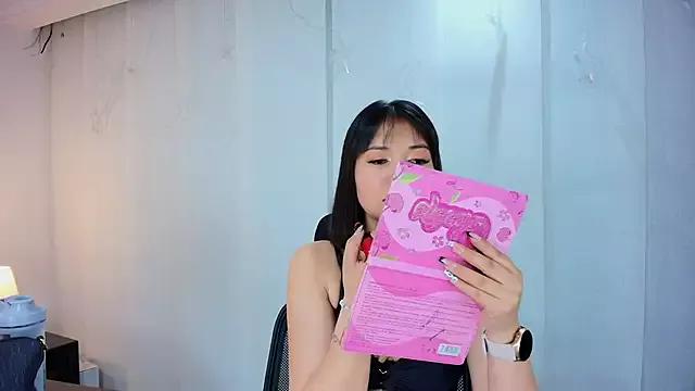 lina_bedoya_ from StripChat is Freechat