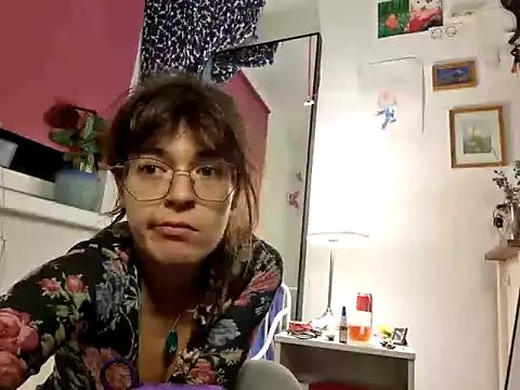 Photos of LinaWinter from StripChat is Freechat