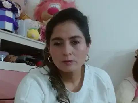 linda-mature43 from StripChat is Freechat