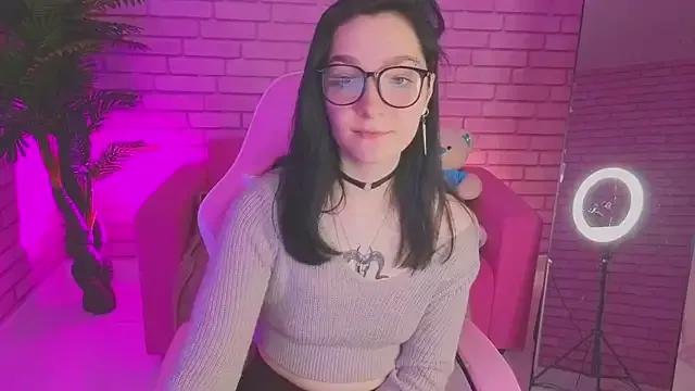 Customizable and immersive: Energize your taste buds and checkout our delicious choice of amateur cams liveshows with excited livestreamers getting their sweet physiques pounded with their beloved vibrating toys.