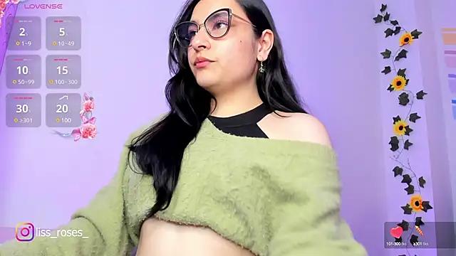 lis_roses from StripChat is Freechat
