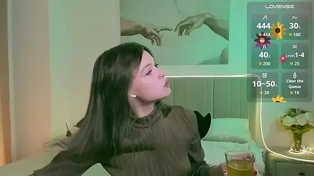 Lisa_Blossom from StripChat is Freechat
