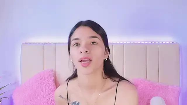 LisaBrunett from StripChat is Freechat