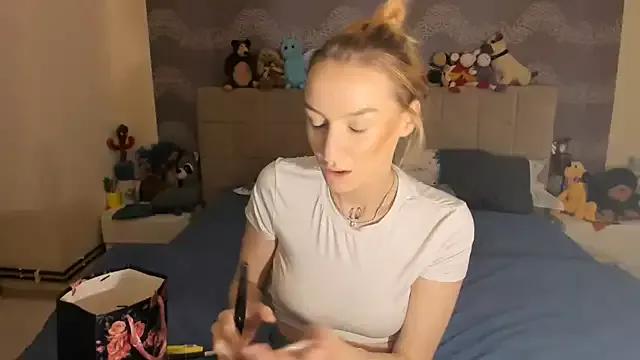 lissa_marie21 from StripChat is Freechat