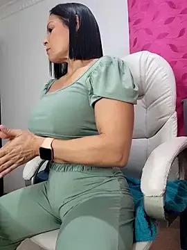 lissglow from StripChat is Freechat