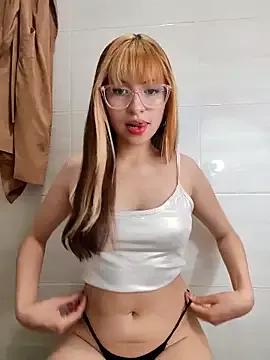 Customizable and immersive: Energize your taste buds and checkout our delicious choice of amateur cams liveshows with excited livestreamers getting their sweet physiques pounded with their beloved vibrating toys.