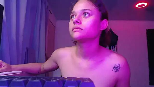 Customizable and immersive: Energize your taste buds and checkout our delicious choice of amateur cams liveshows with excited livestreamers getting their sweet physiques pounded with their beloved vibrating toys.