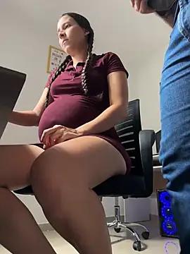 Photos of LittleDoll___ from StripChat is Freechat