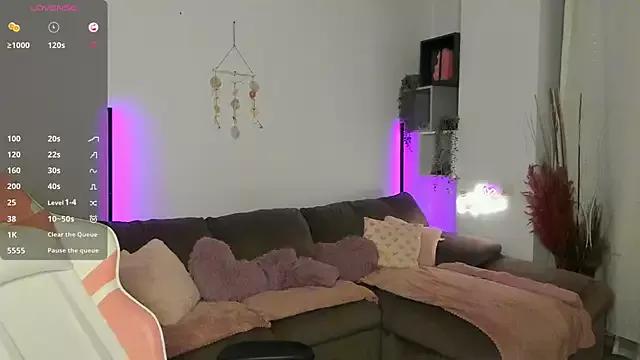 Customizable and immersive: Energize your taste buds and checkout our delicious choice of amateur cams liveshows with excited livestreamers getting their sweet physiques pounded with their beloved vibrating toys.
