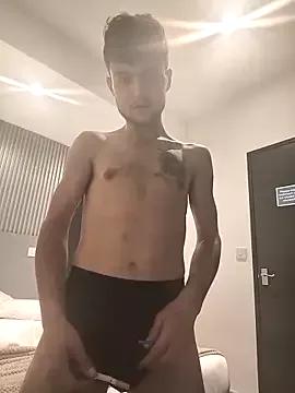 littlemrtwister from StripChat is Freechat