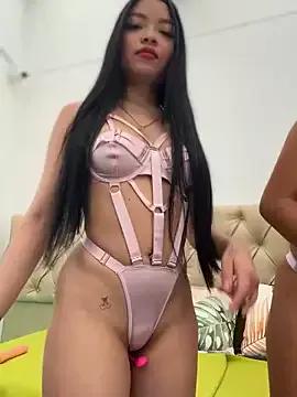 LittleTeaseXXX from StripChat is Freechat