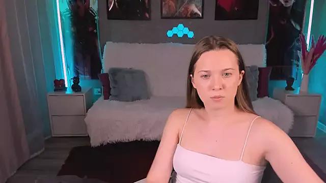LiyaMayer from StripChat is Freechat