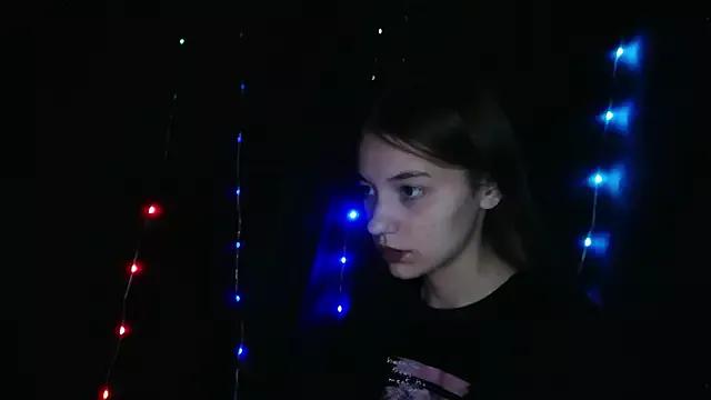 Liza-Kitty from StripChat is Freechat