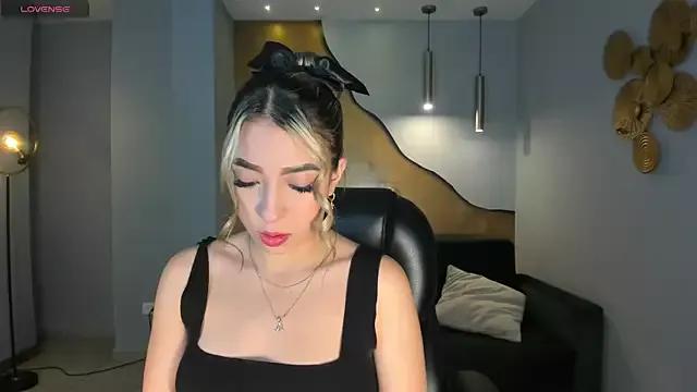 Customizable and immersive: Energize your taste buds and checkout our delicious choice of amateur cams liveshows with excited livestreamers getting their sweet physiques pounded with their beloved vibrating toys.