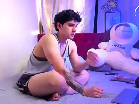 Customizable and immersive: Energize your taste buds and checkout our delicious choice of amateur cams liveshows with excited livestreamers getting their sweet physiques pounded with their beloved vibrating toys.