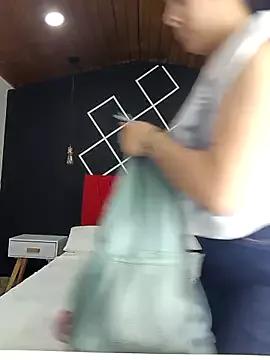 Logan_Chloe from StripChat is Freechat