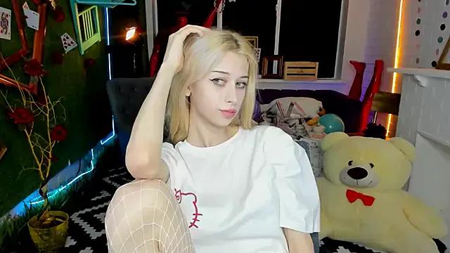 Customizable and immersive: Energize your taste buds and checkout our delicious choice of amateur cams liveshows with excited livestreamers getting their sweet physiques pounded with their beloved vibrating toys.