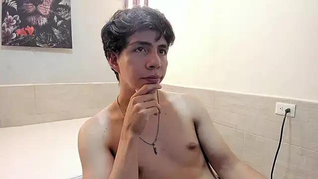 Louis_markk from StripChat is Freechat