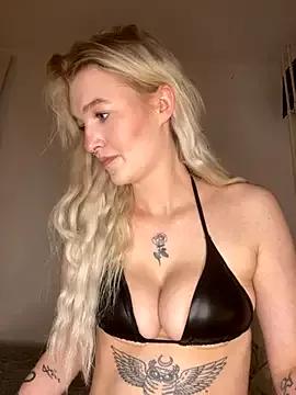 Photos of lovecassyrose from StripChat is Freechat