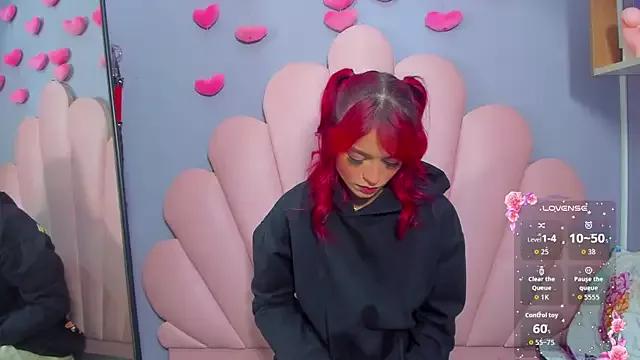 luci_miller from StripChat is Freechat