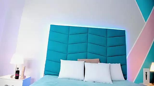 Customizable and immersive: Energize your taste buds and checkout our delicious choice of amateur cams liveshows with excited livestreamers getting their sweet physiques pounded with their beloved vibrating toys.