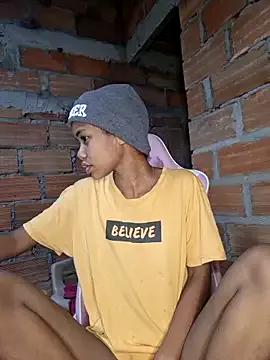 Customizable and immersive: Energize your taste buds and checkout our delicious choice of amateur cams liveshows with excited livestreamers getting their sweet physiques pounded with their beloved vibrating toys.