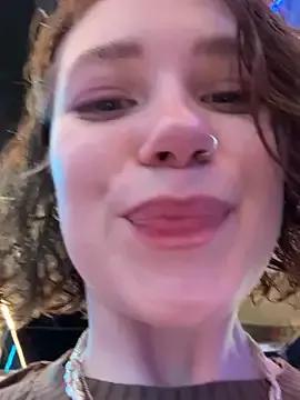 lucy-joy from StripChat is Freechat