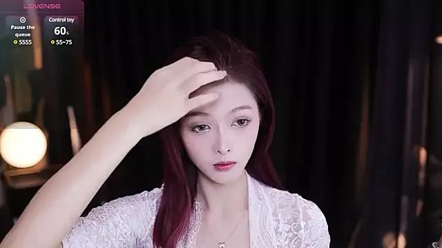 LucyKI from StripChat is Freechat