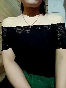 LucyyLy from StripChat is Freechat