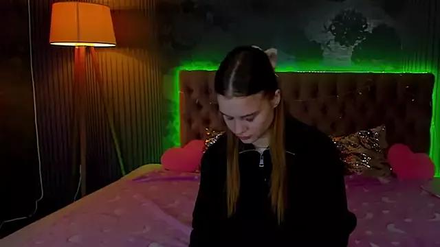 Customizable and immersive: Energize your taste buds and checkout our delicious choice of amateur cams liveshows with excited livestreamers getting their sweet physiques pounded with their beloved vibrating toys.