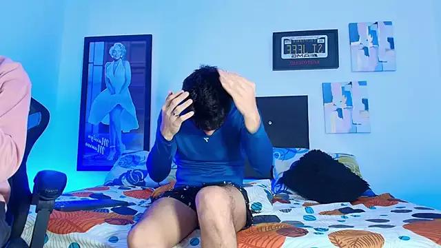 Customizable and immersive: Energize your taste buds and checkout our delicious choice of amateur cams liveshows with excited livestreamers getting their sweet physiques pounded with their beloved vibrating toys.